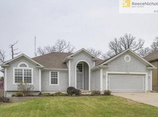 1758 N Sunset St, Olathe, KS 66061