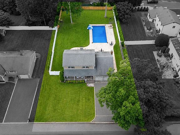 2nd image of 282 6th Avenue