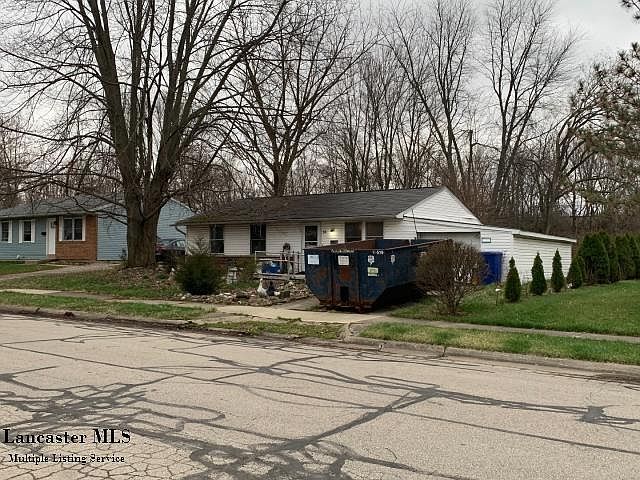 2nd image of 64 Deerfield Pl