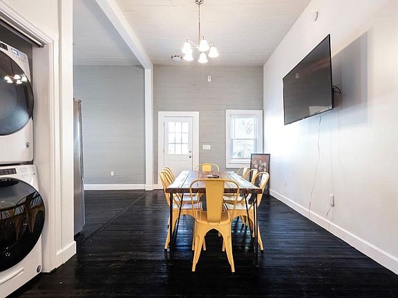5th image of 1201 W Ashby Pl