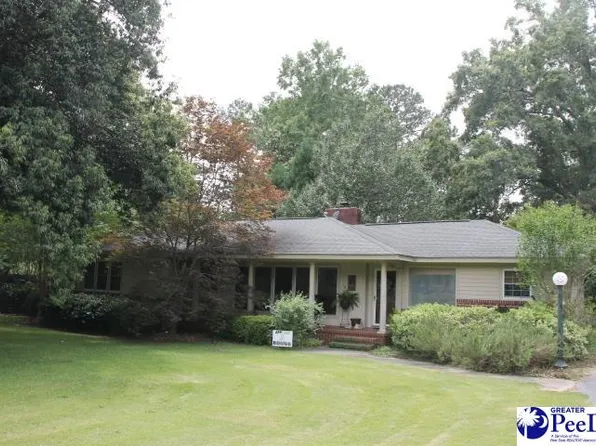 212 Pecan Dr, Hartsville, SC 29550