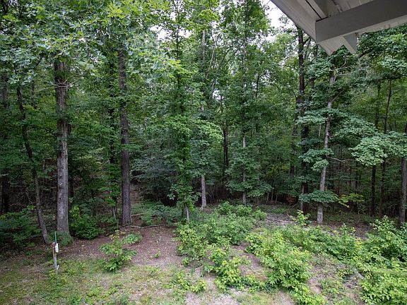 5th image of 255 Needham Rd