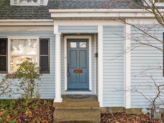 3rd image of 1405 W University Ave
