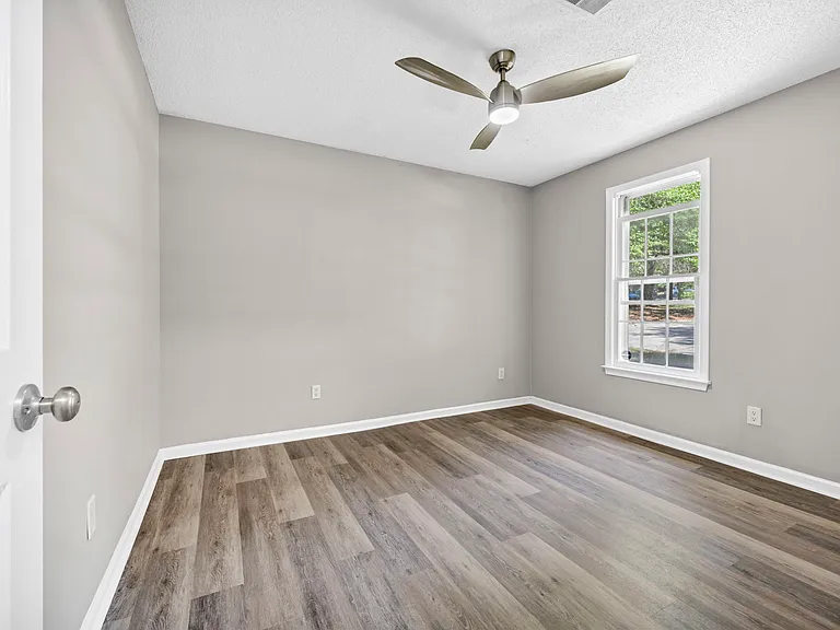 168 Thames Valley Ct — Photo 17