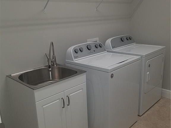5th image of 10681 Essex Square Blvd