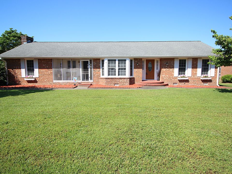 2nd image of 3896 N Hills Dr
