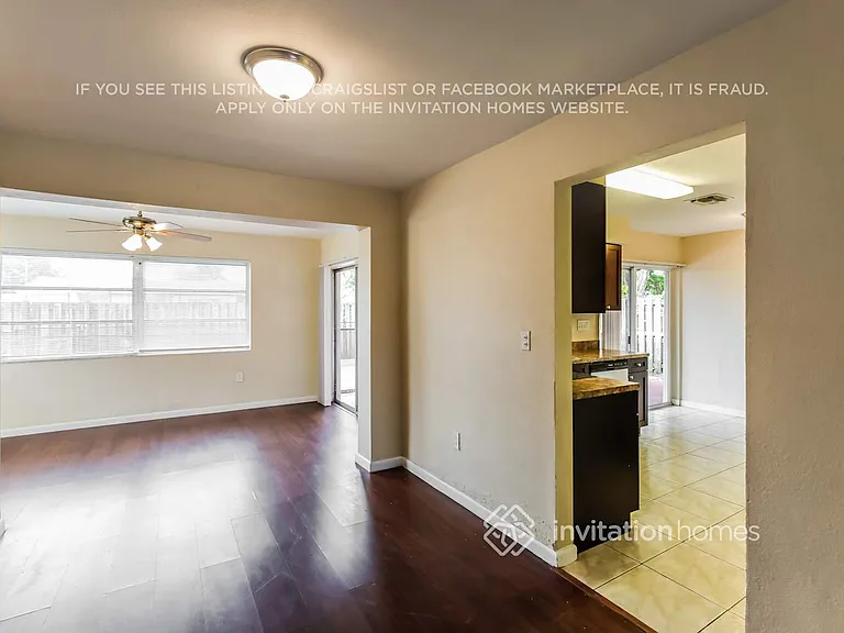 8407 NW 26th St — Photo 5