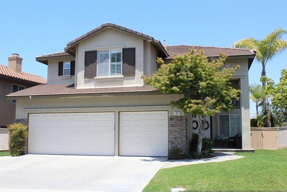 1st image of 37 Coppercrest