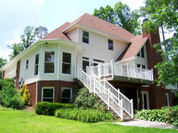 5th image of 415 N Bay Dr