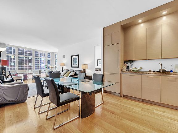 2nd image of 1600 Broadway APT 12C