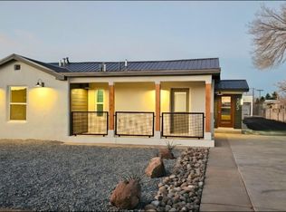 505 Los Arboles Ave NW, Albuquerque, NM 87107