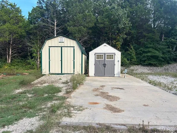 325 Crabapple Ln, Union, MO 63084