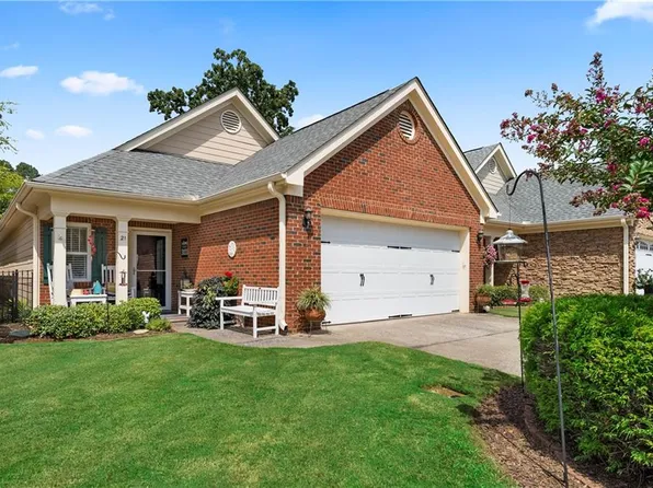 21 Stewart Dr, Cartersville, GA 30120