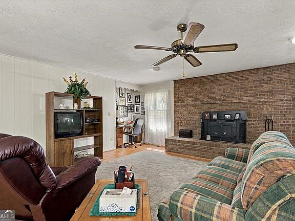 5th image of 3007 Dames Ferry Rd