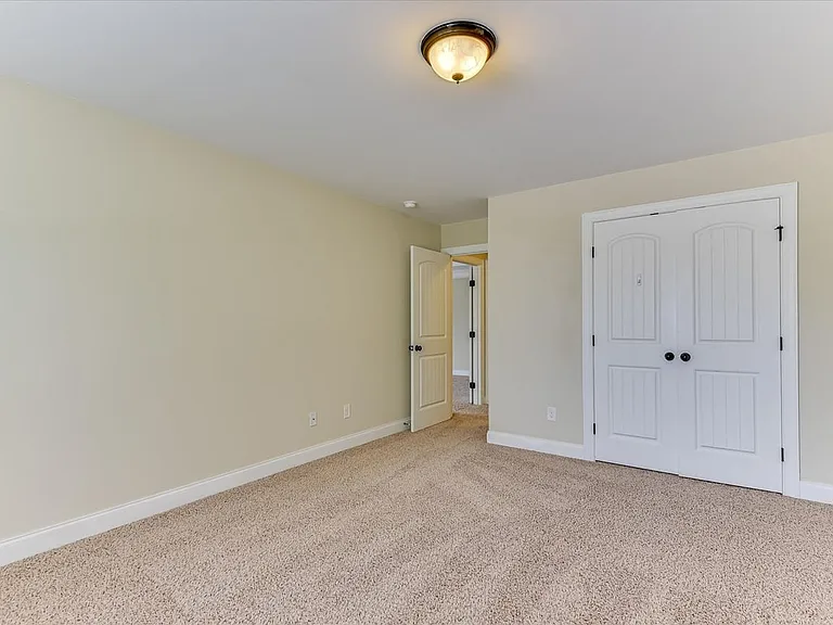 4215 Windslow Dr — Photo 53