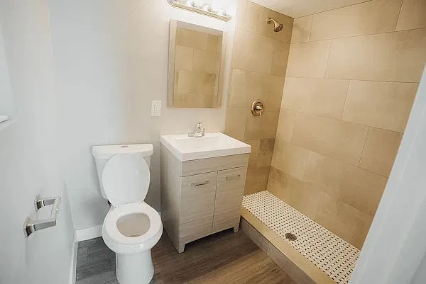 The Cosmo Apartments — Photo 3