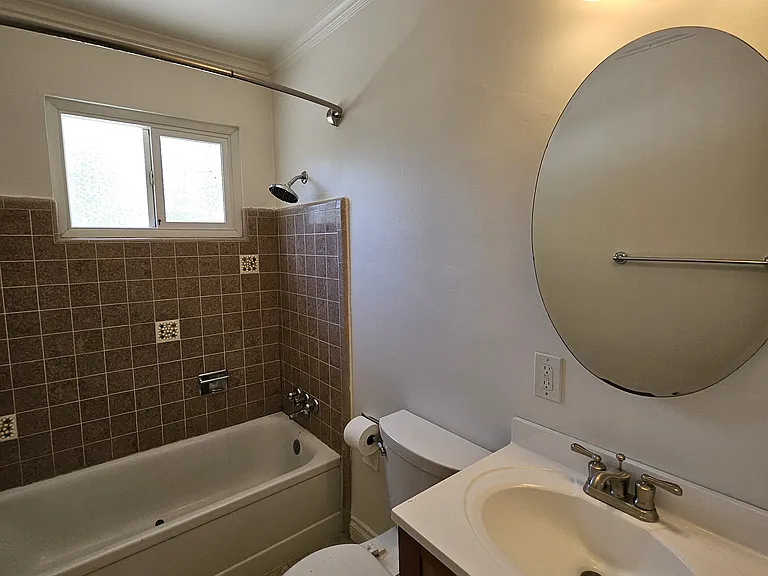 1308 B St — Photo 13