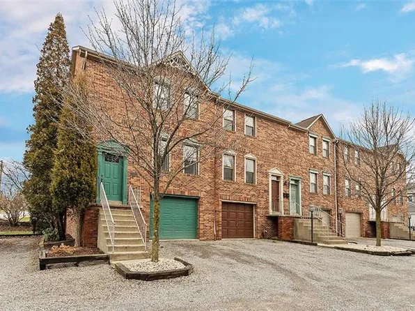 548 W New Castle St, Zelienople, PA 16063