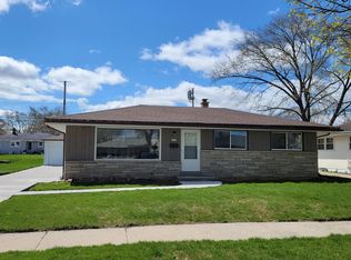 7729 W Burdick Ave, Milwaukee, WI 53219