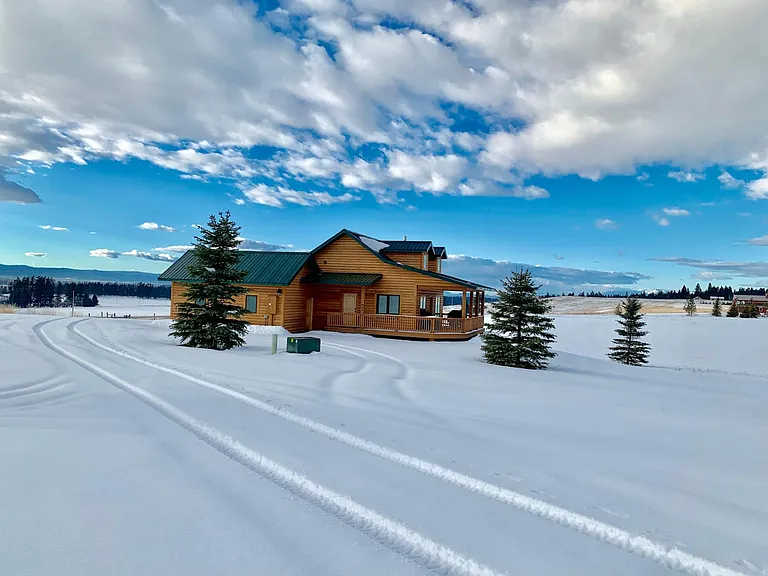 Cabin in the snow