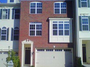 2046 Deertree Ln, Rockville, MD 20851