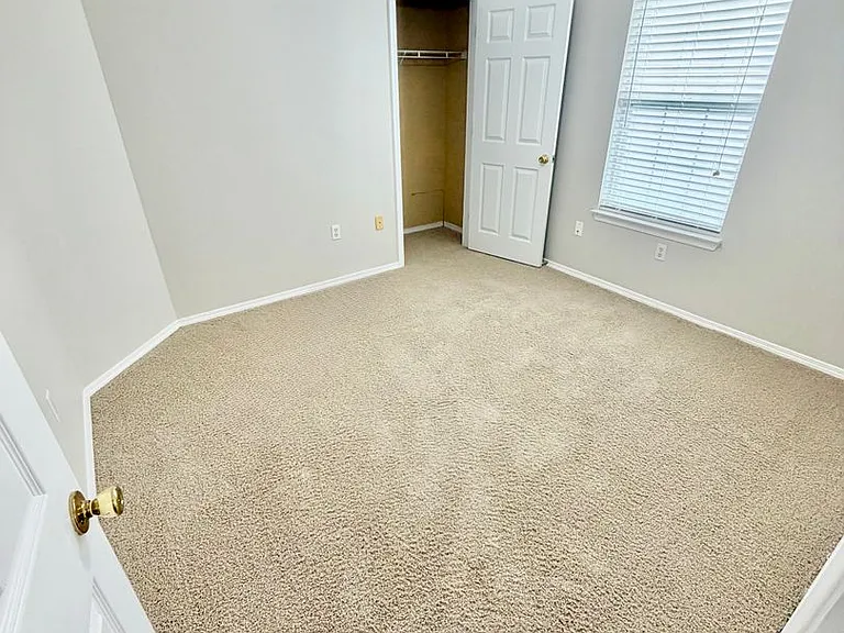 2390 Marina Dr — Photo 25