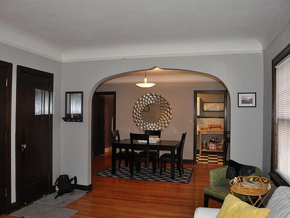 3rd image of 3233 Emerson Ave S #Top