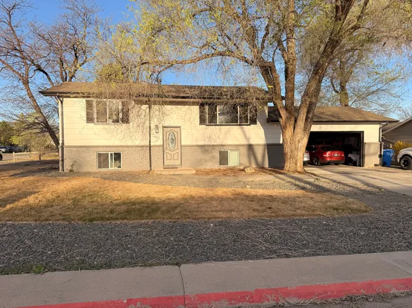 929 Ponderosa Dr, Fort Collins, CO 80521