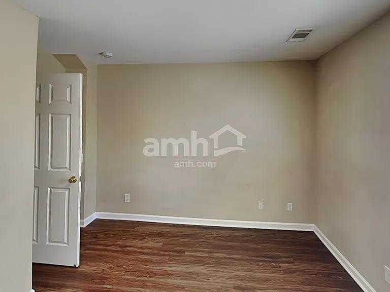 2227 Joann Dr — Photo 21