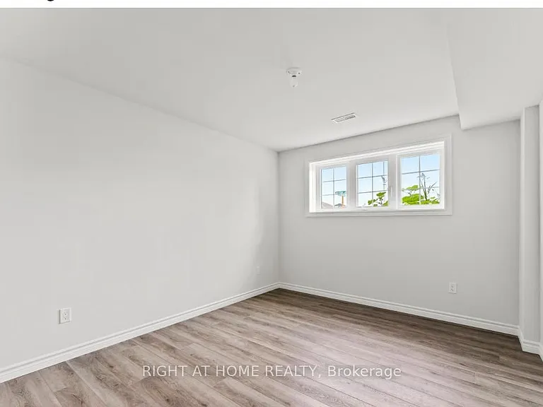 382 Mulberry Ln — Photo 15
