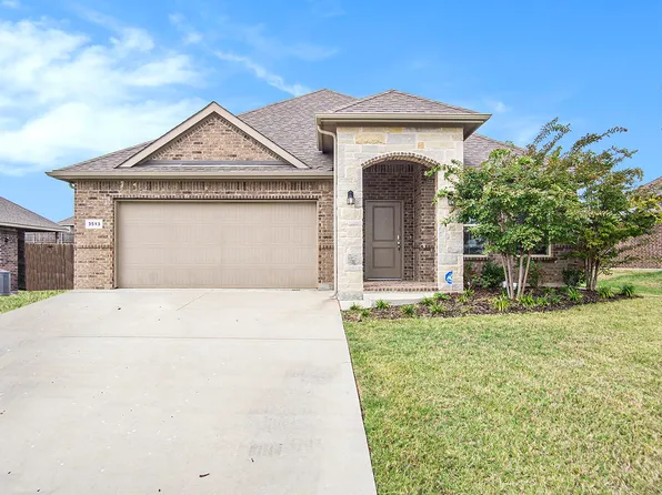 3513 Camden Creek Rd, Krum, TX 76249