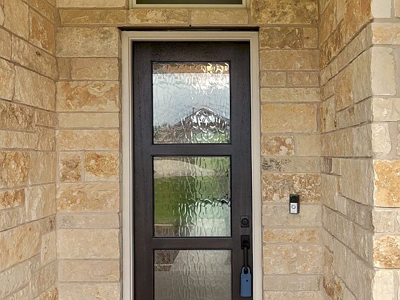 5th image of 127 Red Tail Hawk Ln