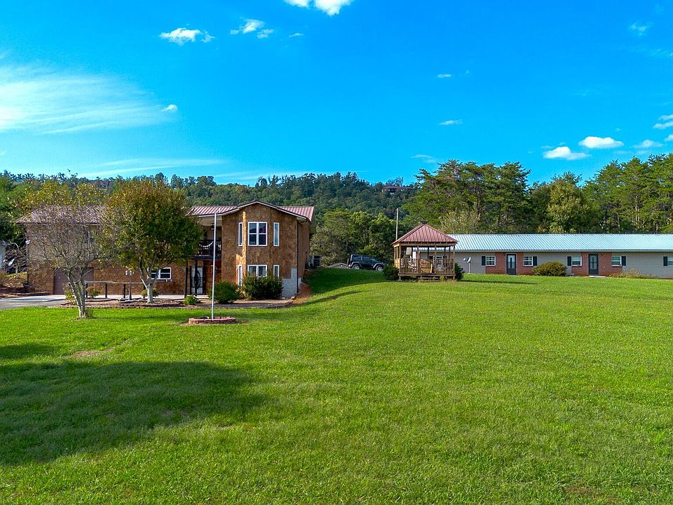 1st image of 920 Newell Cir