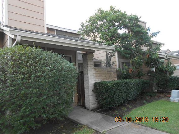 3rd image of 12128 Bob White Dr #121