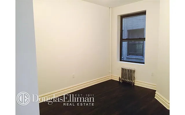 Rented by Douglas Elliman | media 22