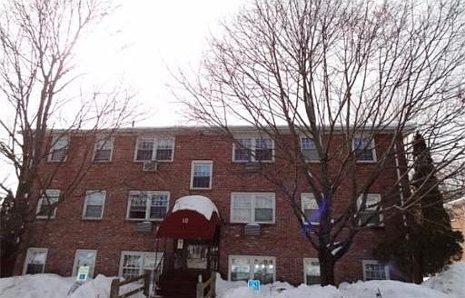 1st image of 10 Danbury Dr APT 15