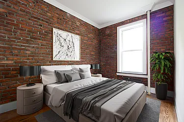 Rented by R New York