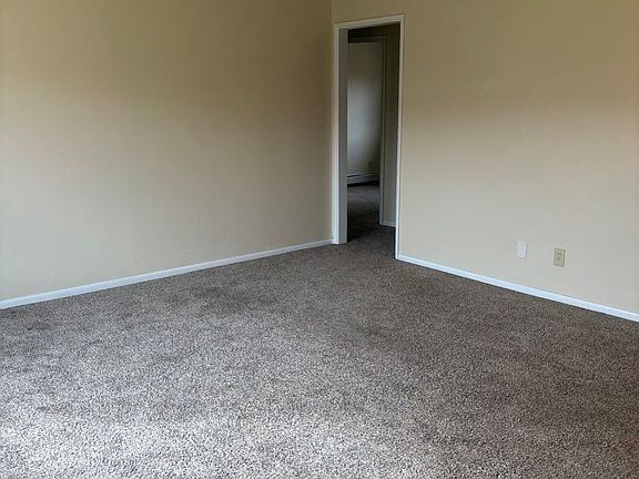 4th image of 28 Farewell Ave #16B