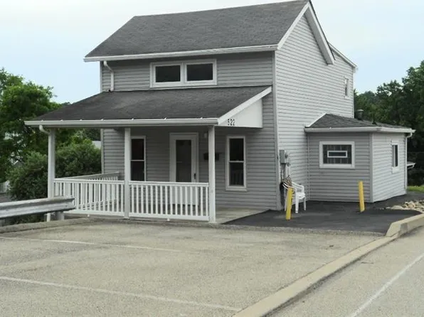 522 East St, California, PA 15419
