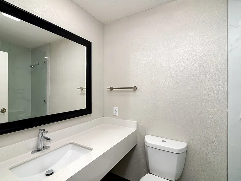 Central Apartments by Avera Living — Photo 19