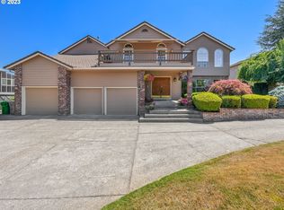 640 SE Baker Pl, Gresham, OR 97080