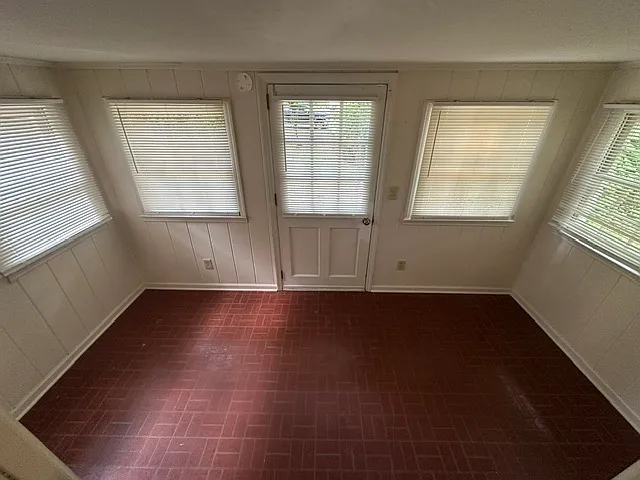 45 Holt St — Photo 7