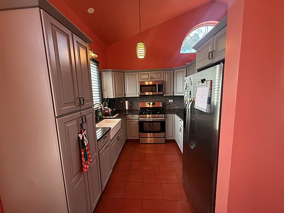 5th image of 559 Payton Ln