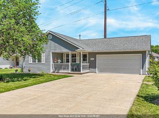 2209 High Meadows Ln, Neenah, WI 54956