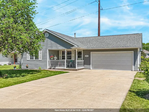 2209 High Meadows Ln, Neenah, WI 54956
