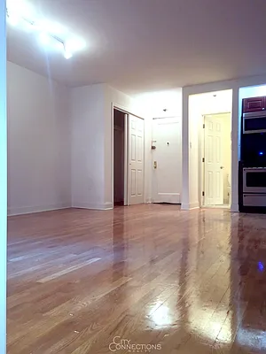 Rented by City Connections Realty | media 59