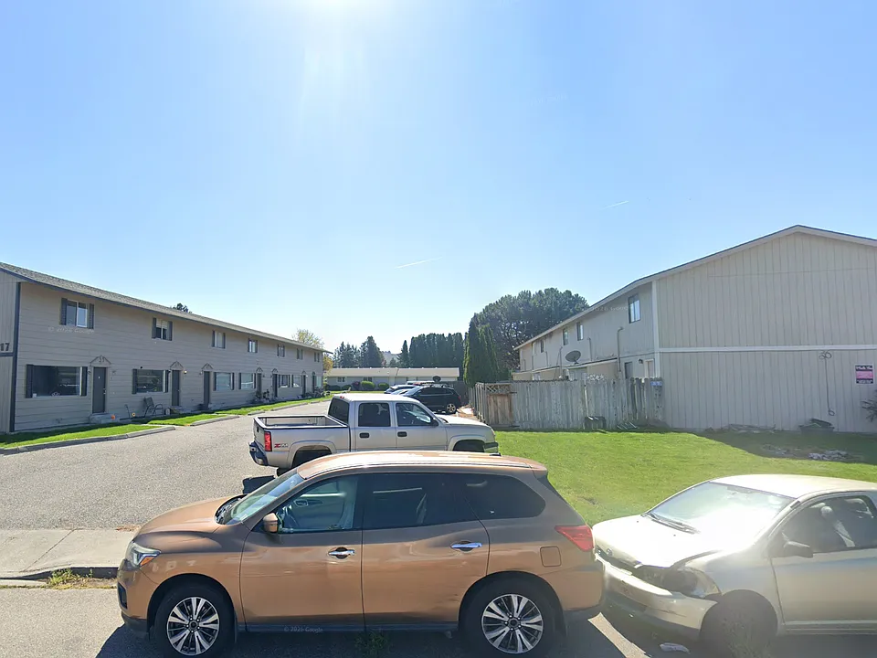 6817 W Kennewick Ave