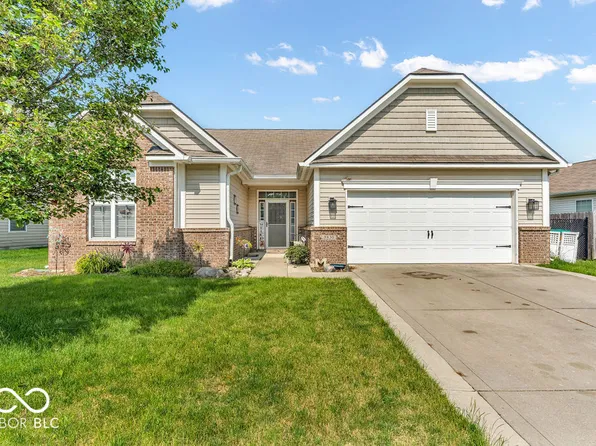 3830 Indigo Blue Blvd, Whitestown, IN 46075