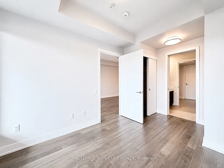2525 Bathurst St #508 — Photo 9