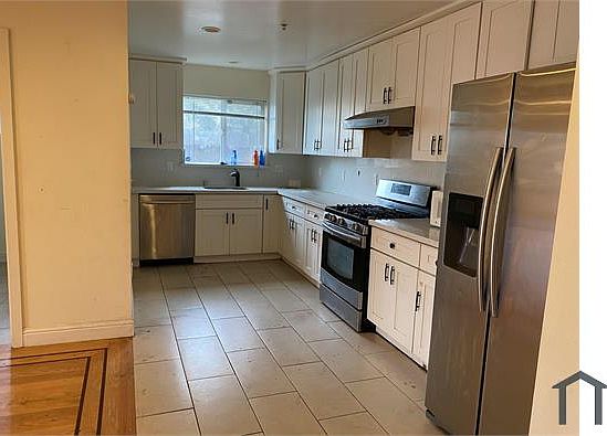 2nd image of 2416 Highland Ave